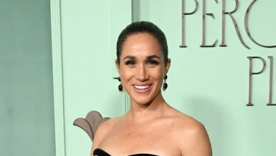 Meghan Markle Embraces Old Hollywood Glamour To Go Solo at the Fifteen Percent Pledge Gala