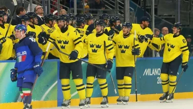 Men's hockey: Sweden scores empty-net goal, defeats Italy