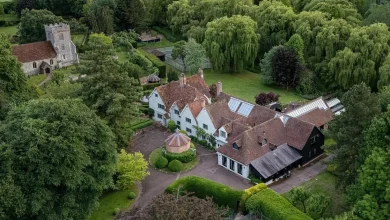Michael Caine's £10m Oxfordshire mansion 'taken off open market'