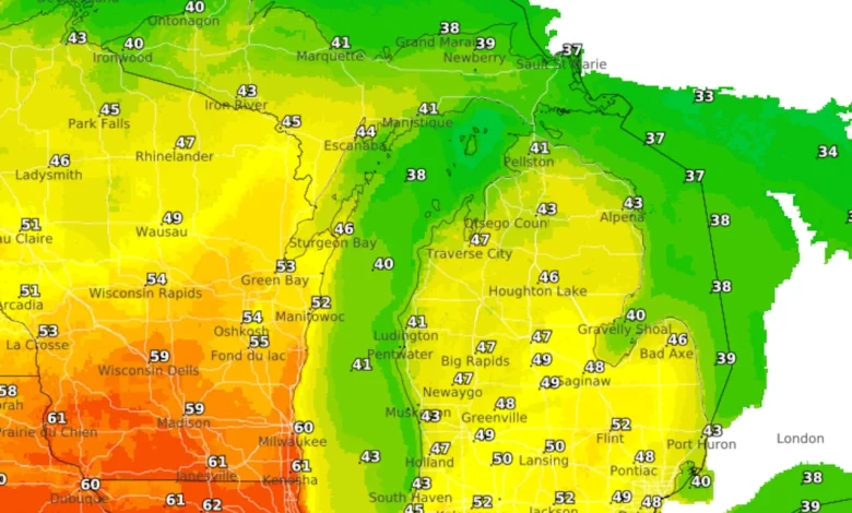 Michigan gets a mild start to the week, then a potentially significant winter storm