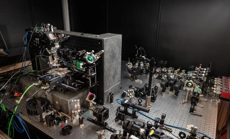 Microsoft's new 10,000-year data storage medium: glass