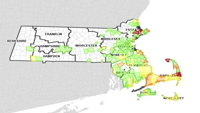 More than 250,000 without power as blizzard lashes Massachusetts with high winds - Boston News, Weather, Sports