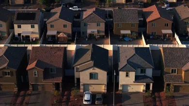 Mortgage rates fall below 6% for the first time in more than 3 years