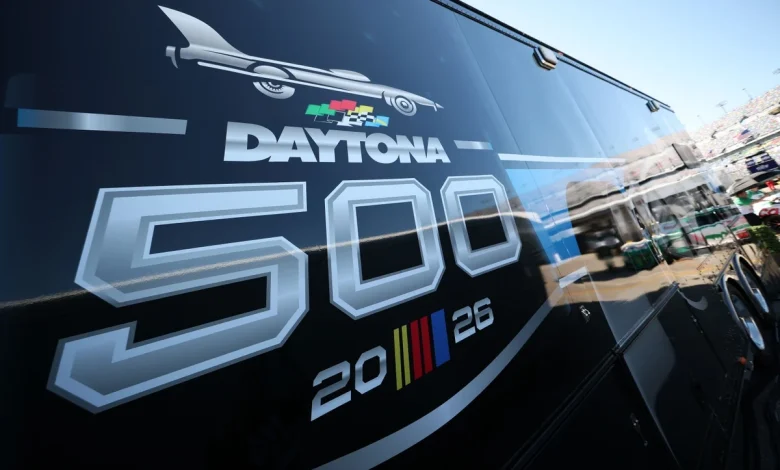 NASCAR moves up start time of Daytona 500 due to incoming storms