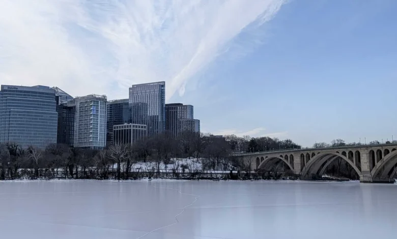 NEW: Avoid contact with Potomac River, Va. Dept. of Health says