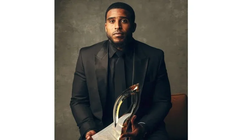 NFL Great Bobby Wagner Named 2026 Commencement Speaker, Honorary Degree Recipients Announced