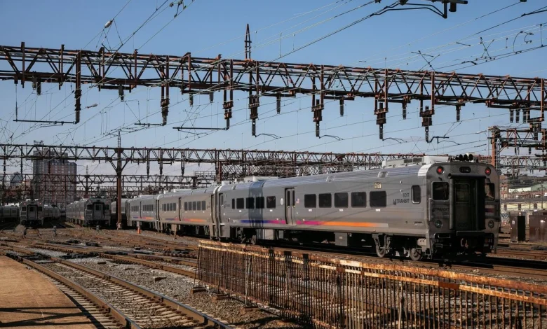 NJ Transit, Amtrak Trains to NYC See Long Delays on Wire Issues