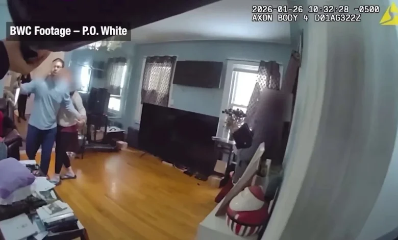 NYPD officer shoots mentally ill man with knife in Queens apartment