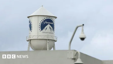 Netflix drops bid for Warner Bros, clearing way for Paramount takeover