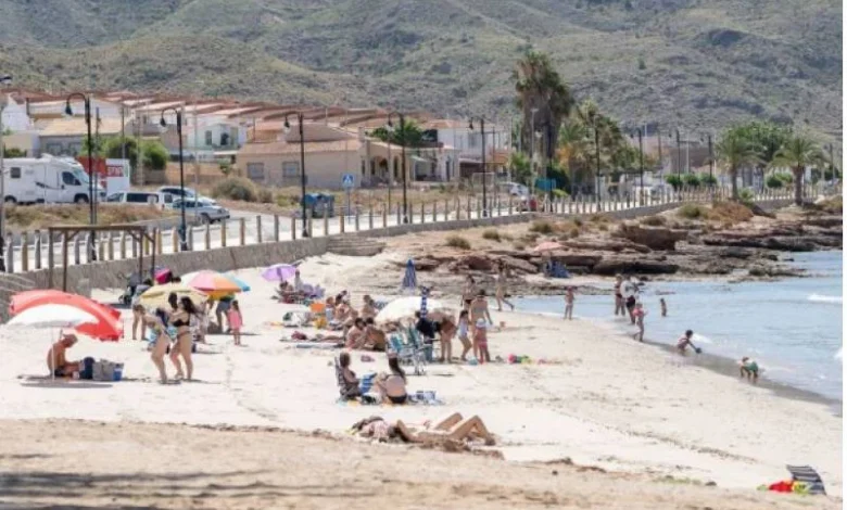 New open water swimming lanes planned for two Cartagena beaches this summer