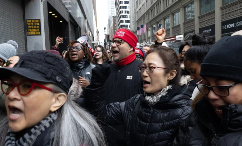 NewYork-Presbyterian Nurses Reject Contract By Overwhelming Margin