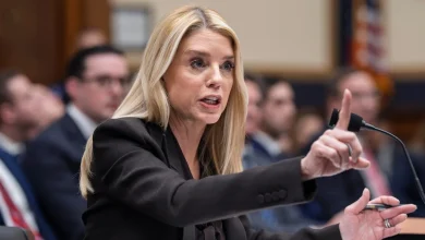 Newsmax host blasts Pam Bondi: ‘Don’t know how her career survives’