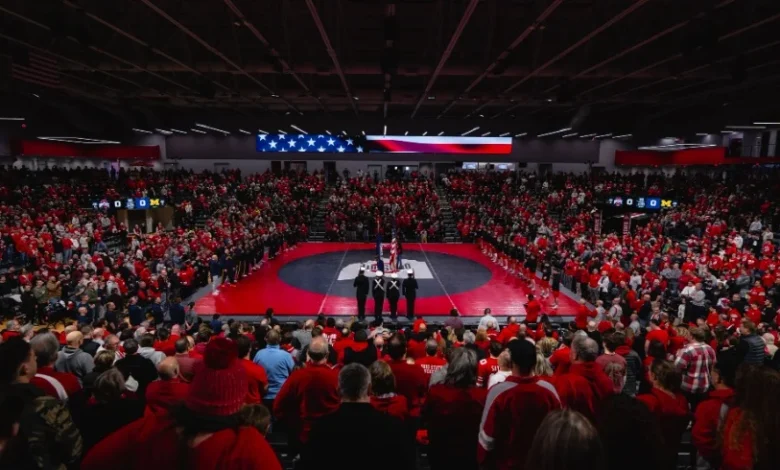 No. 2 Ohio State Wrestling Bludgeons No. 10 Michigan, 26-16