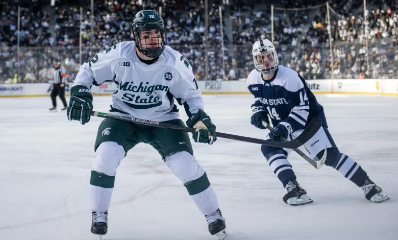 No. 2/2 Hockey Preps for Road Showdown with No. 1/1 Michigan