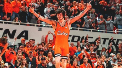 No. 3 Oklahoma State outscores No. 7 Iowa wrestling 32-11 in electric final home performance of the year