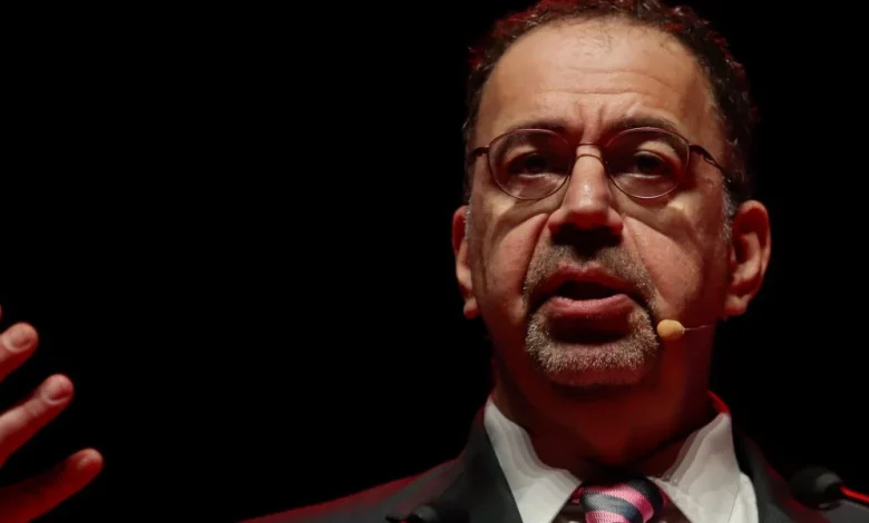 Nobel laureate author of 'Why Nations Fail' warns U.S. democracy won't survive the AI jobpocalypse