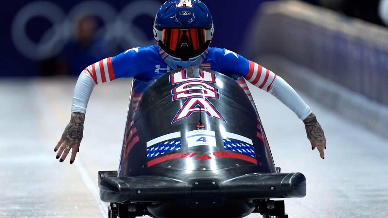 Nolte leads, US drivers Meyers Taylor and Humphries Armbruster giving chase in Olympic monobob