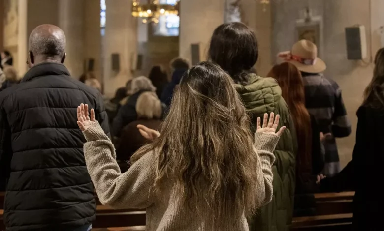 «Nos parents s’étaient détournés de la foi, notre génération y revient» : le retour en force inattendu du carême