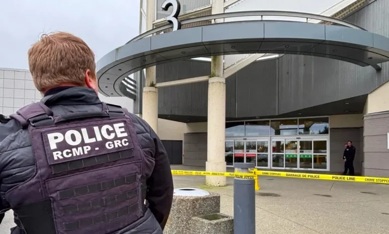 One person shot outside Nanaimo’s Woodgrove Centre