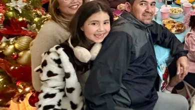 Oregon family released, on their way home from Texas detention center