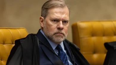 PF apresenta a Fachin citação a Toffoli encontrada em celular de Vorcaro na investigação do Master