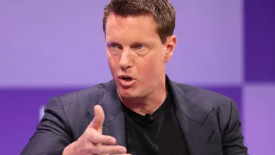 Paramount Sweetens Offer For Warner Bros. Discovery