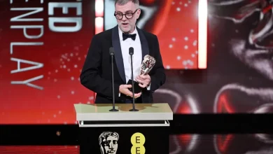 Paul Thomas Anderson Says ‘I Feel Like the Prettiest Girl in the Room’ After Winning BAFTA Best Director Prize, Dedicates Award to Late ‘One Battle’ Producer Adam Somner