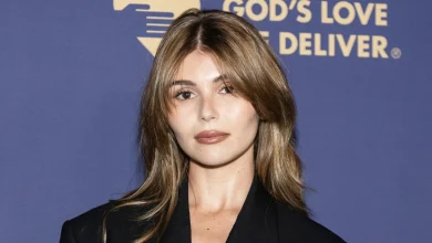 Pics Of Olivia Jade That Prove She Stole Mom Lori Loughlin's Face