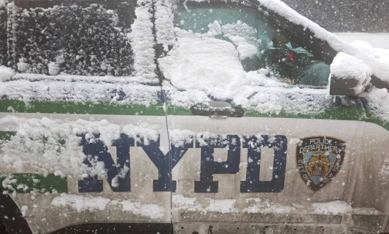 Policiers ciblés à New York | Les autorités mènent une enquête sur des tirs de boules de neige