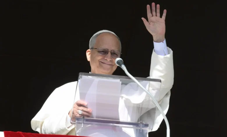 Pope at Angelus: Beatitudes can become a measure of happiness