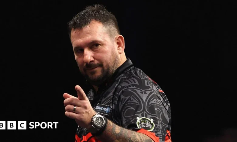 Premier League Darts LIVE: Gian van Veen vs Jonny Clayton in Glasgow final - scores, results & updates
