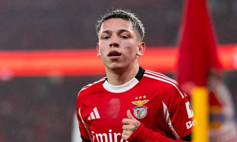 Prestianni reage ao castigo da UEFA e... apaga a publicação: «É uma vergonha!»