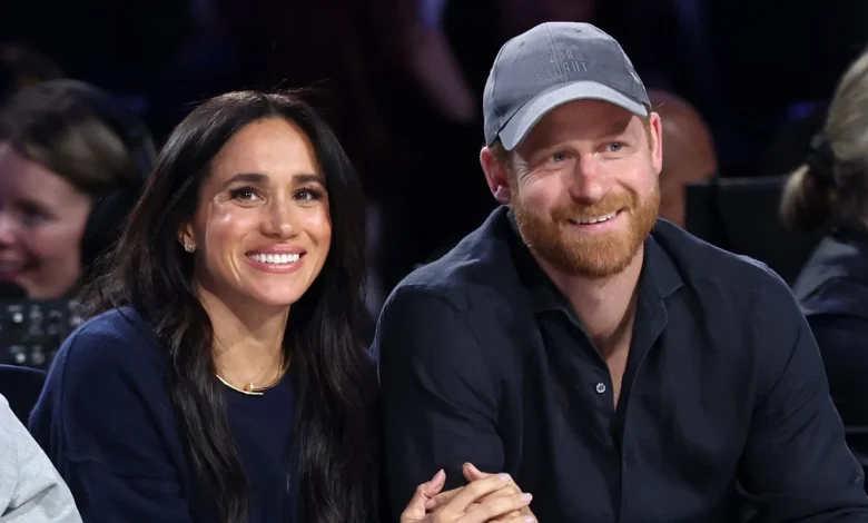 Prince Harry & Meghan Markle Sit Courtside at NBA All-Star Game! | Meghan Markle, NBA, Prince Harry, Sports | Celebrity News and Gossip | Entertainment, Photos and Videos