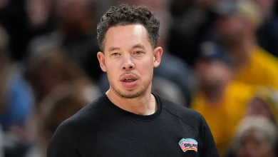 Q&A: Coach Mitch Johnson on Spurs' growth, young star tandem & more