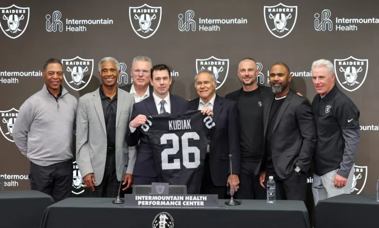 Raiders coach Klint Kubiak shown the way in part by Kyle Shanahan