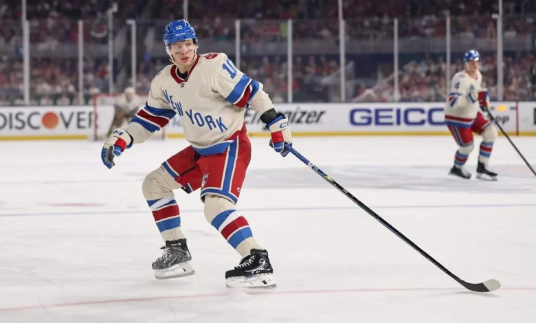 Rangers trade Artemi Panarin to Kings for conditional third-round pick, prospect