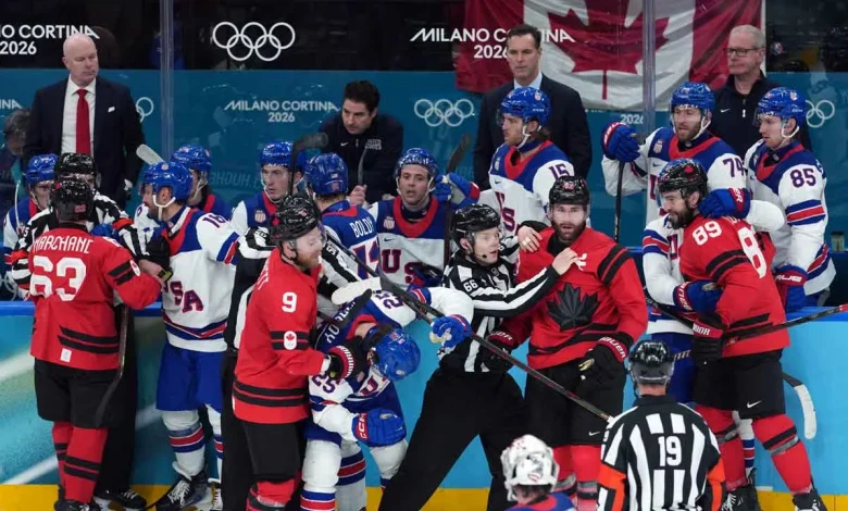 Referees miss another too-many-men call