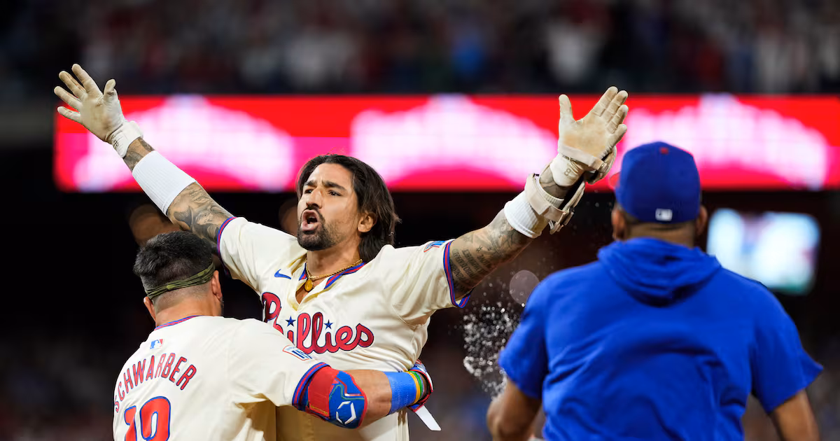 Report: Phils to release Castellanos