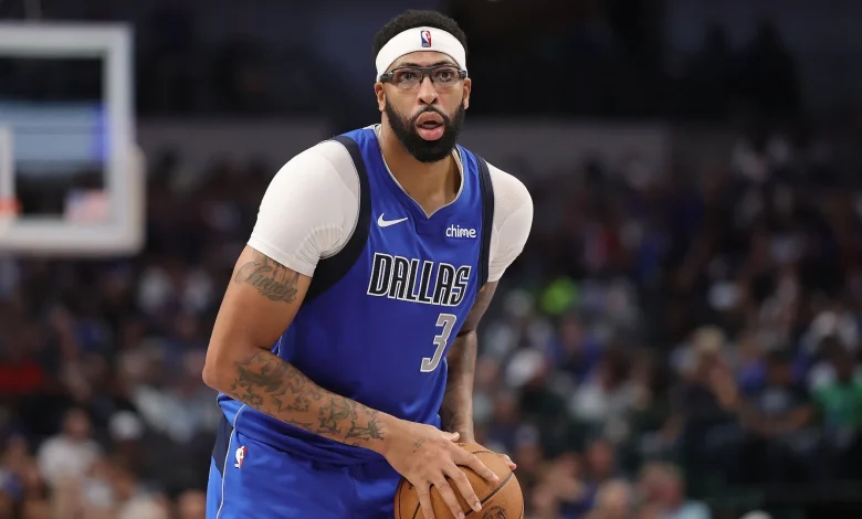 Reports: Anthony Davis traded to Wizards in 8-player deal