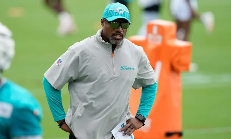 Reports: Ravens Hiring Anthony Weaver as Defensive Coordinator