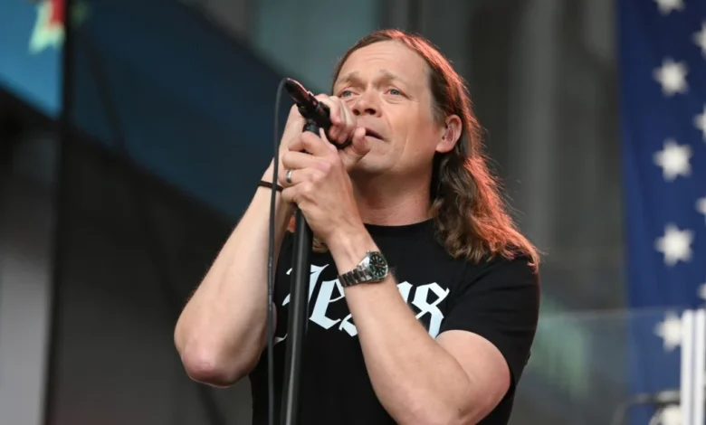 Rockers Pay Tribute to 3 Doors Down Singer Brad Arnold