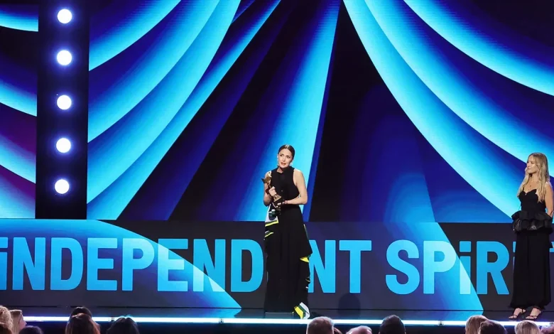Rose Byrne Wins Spirit Award, Says ‘If I Had Legs I’d Kick You’ Character “Could Only Exist” in an Indie Film