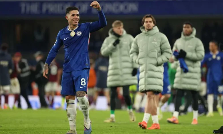 Rosenior enjoying working with ‘gifted’ Fernandez | News | Official Site