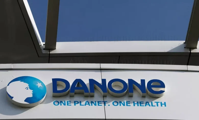 Royaume-Uni : Danone rappelle de nouveaux lots de lait infantile