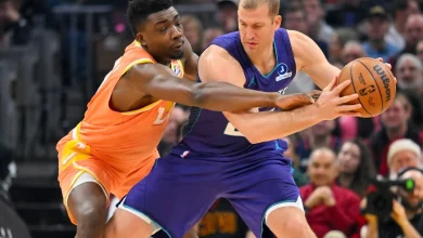 San Antonio signs Mason Plumlee to a 10-day contract