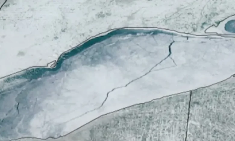 Satellite captures 80-mile-long crack on ice covering Lake Erie