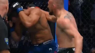 "Scored Three Separate Stoppage Wins" - Fans Blast Ref As Dustin Jacoby Stops Julius Walker