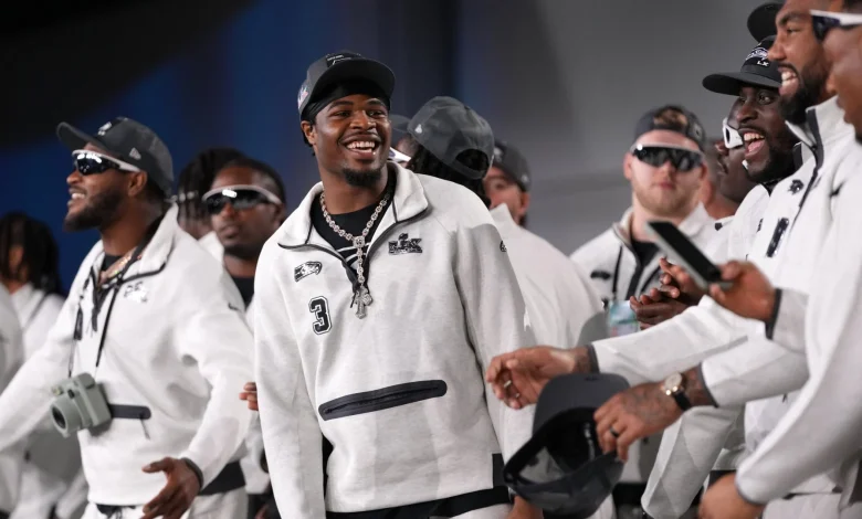 Seahawks Superstar Suffers Injury At Practice Before Super Bowl