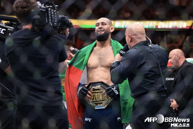 Sean Strickland's wrestling skills are far better than the public knows. It is evaluated as a weapon..