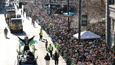 Seattle schools see increased student and teacher absences for Super Bowl parade